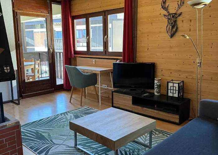Appartement T2 Ambiance Chalet Centre Village Proche Des Commerces Et Des Pistes Wifi